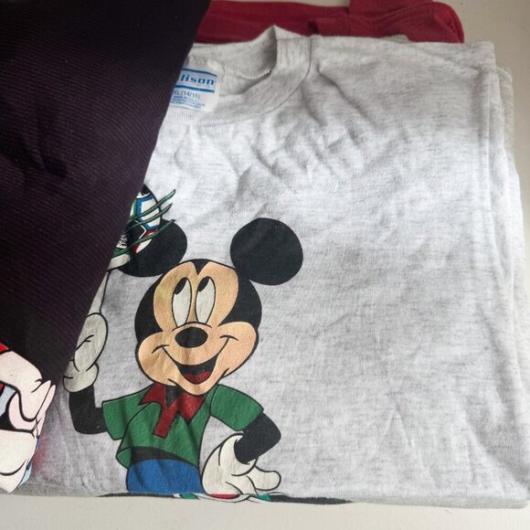 Disney Graphic Print Sweatshirt and T Shirt Bundle 6 Pieces S/M - Picture 5 of 9